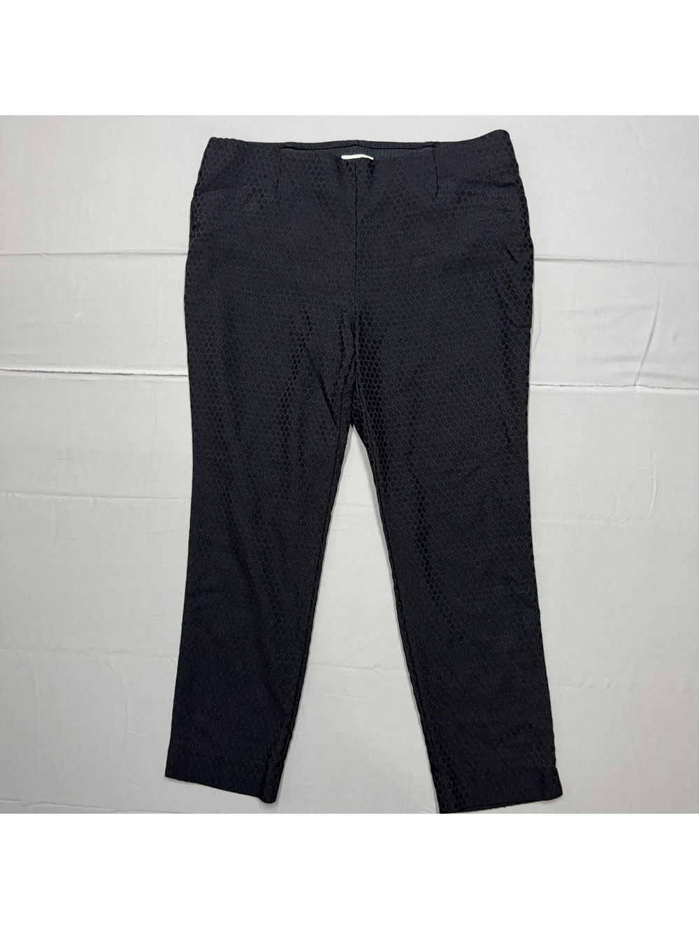 Van Heusen Womens Stretch Dress Pants Textured Size 10 Short Black Pull On